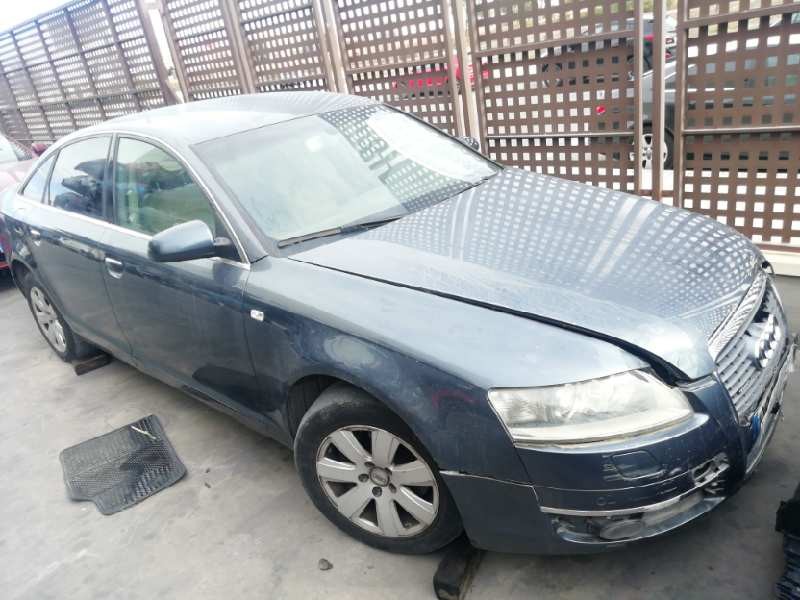 AUDI A6 BERLINA (4F2)