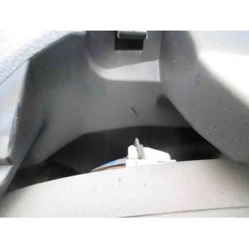 peugeot 206 berlina del año 2002