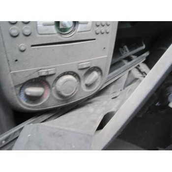 opel corsa d del año 2014