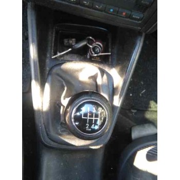 volkswagen golf iv berlina (1j1) del año 2001