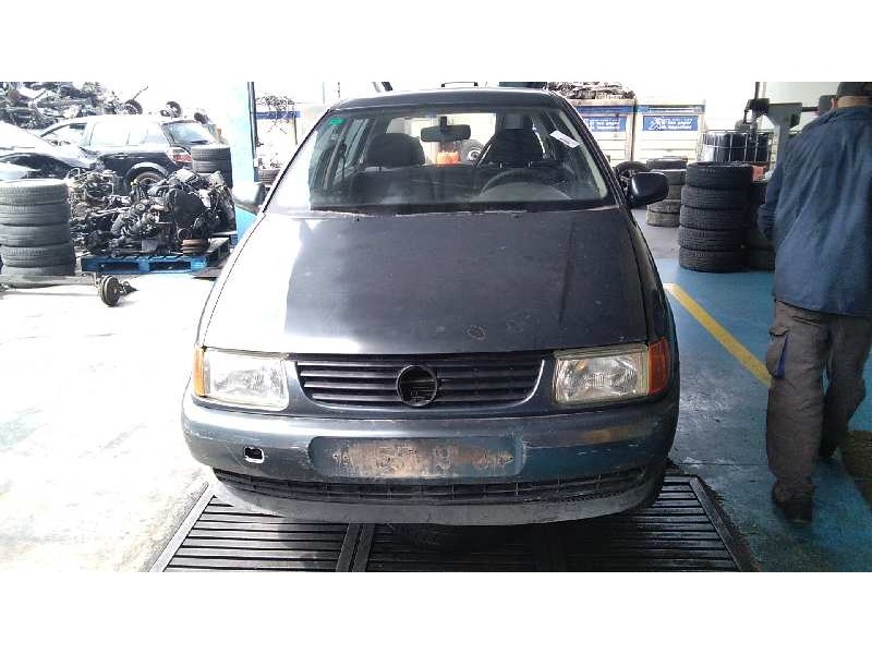 volkswagen polo berlina (6n1) del año 1994