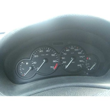 peugeot 206 berlina del año 2001