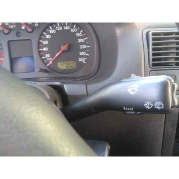 volkswagen golf iv berlina (1j1) del año 2001