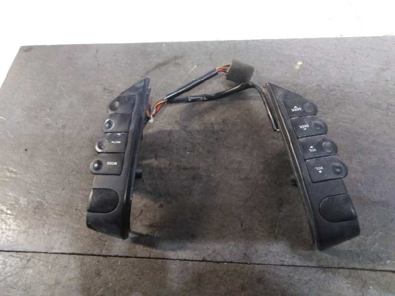 Recambio de mando volante para ssangyong kyron 200 xdi premium 4wd referencia OEM IAM   