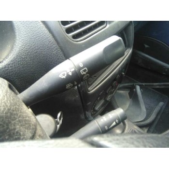 peugeot 206 berlina del año 2001