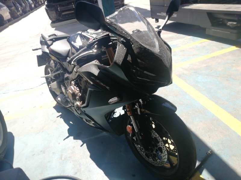 HONDA CBR 650R