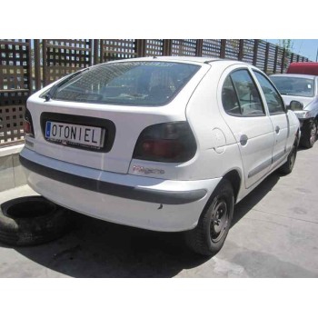 renault megane i fase 2 berlina (ba0) del año 1998