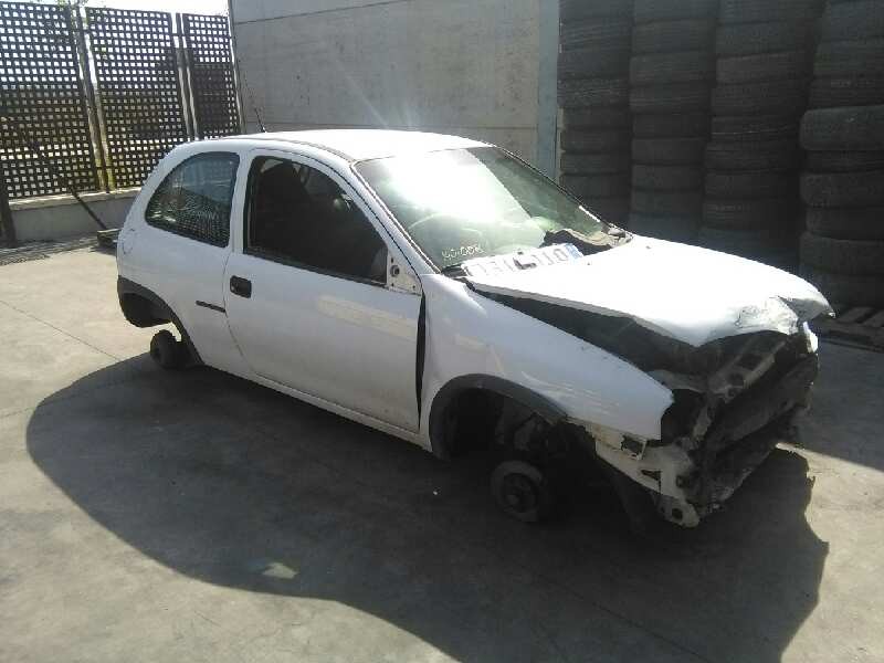 opel corsa b del año 1996