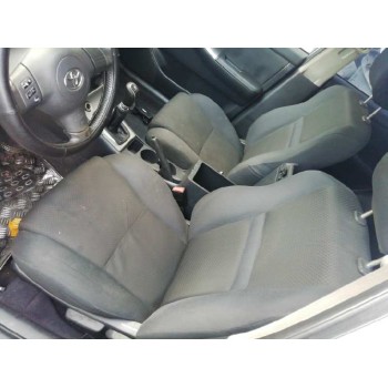 toyota corolla familiar (e12) del año 2006