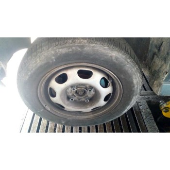 volkswagen polo berlina (6n1) del año 1994