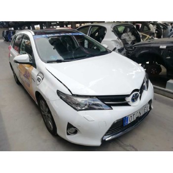 toyota auris touring sports (e18) del año 2013