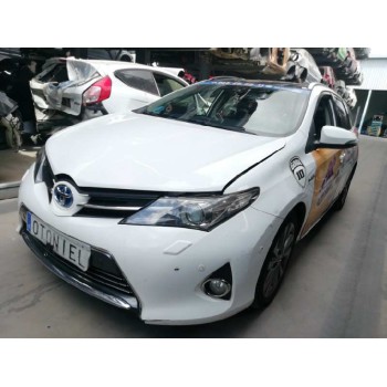 toyota auris touring sports (e18) del año 2013