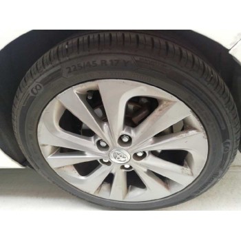 toyota auris touring sports (e18) del año 2013