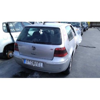 volkswagen golf iv berlina (1j1) del año 2002