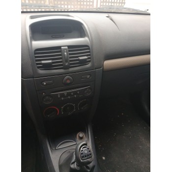 renault clio ii (bb_, cb_) del año 2004