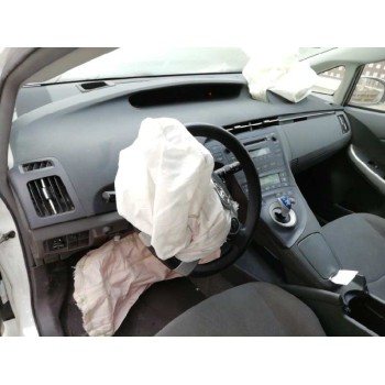 toyota prius (nhw30) del año 2011