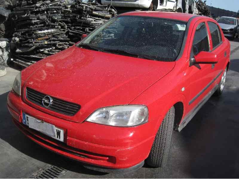 opel astra g berlina del año 2002