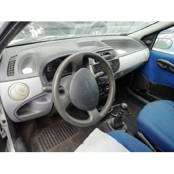 fiat punto berlina (188) del año 2001