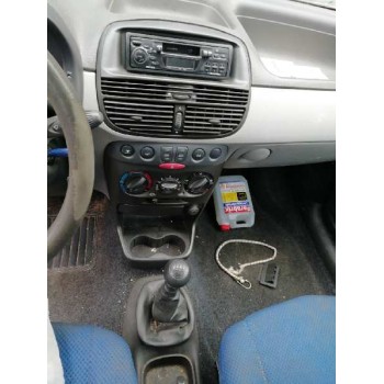 fiat punto berlina (188) del año 2001