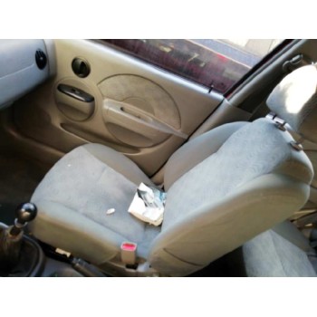 daewoo kalos del año 2004