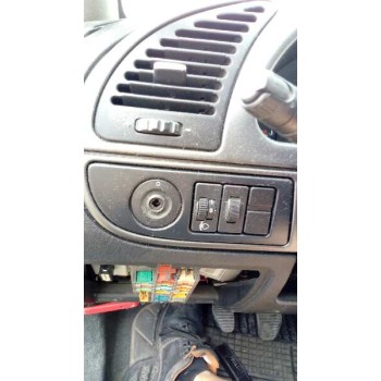 citroën xsara berlina del año 1997