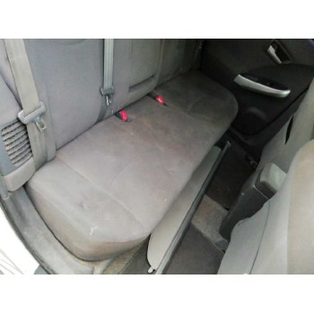 toyota prius (nhw30) del año 2011