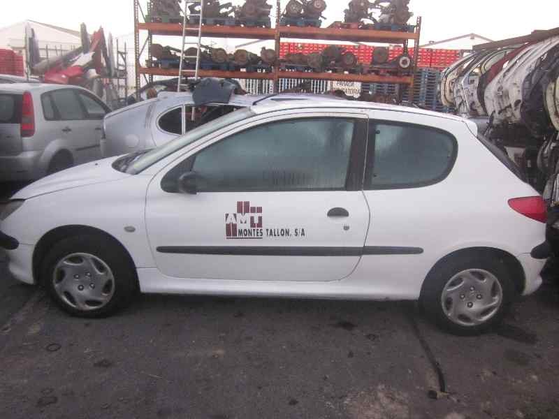 peugeot 206 berlina del año 1999