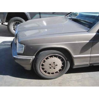 mercedes-benz clase c (w201) berlina del año 1990