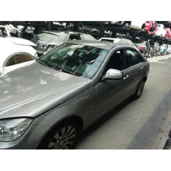 mercedes-benz clase c (w204) berlina del año 2007