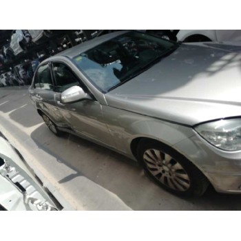 mercedes-benz clase c (w204) berlina del año 2007