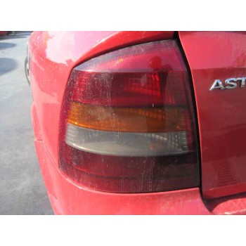opel astra g berlina del año 2002