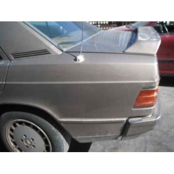 mercedes-benz clase c (w201) berlina del año 1990