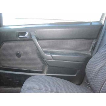 mercedes-benz clase c (w201) berlina del año 1990