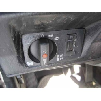 mercedes-benz clase c (w201) berlina del año 1990