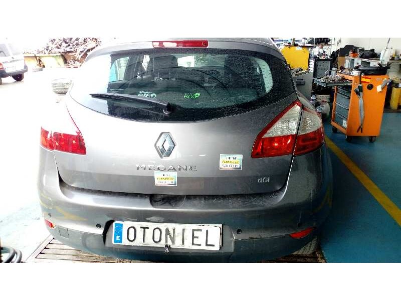 RENAULT MEGANE III BERLINA 5 P