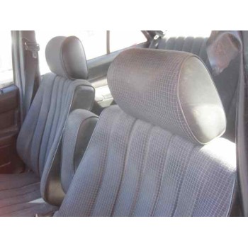 mercedes-benz clase c (w201) berlina del año 1990