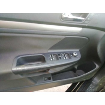 volkswagen golf v berlina (1k1) del año 2005