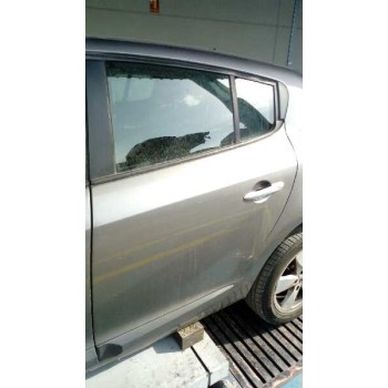 renault megane iii berlina 5 p del año 2010