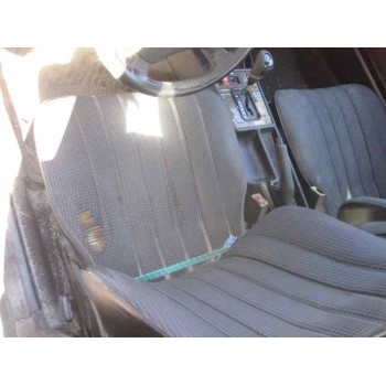 mercedes-benz clase c (w201) berlina del año 1990