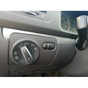 volkswagen golf v berlina (1k1) del año 2005