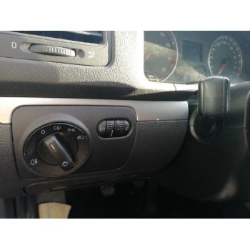 volkswagen golf v berlina (1k1) del año 2006