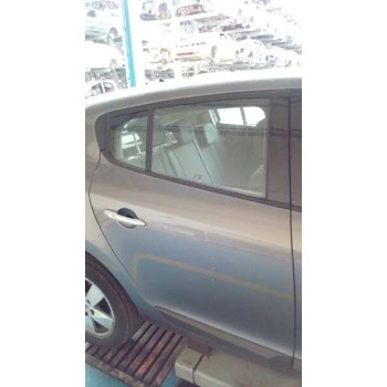 renault megane iii berlina 5 p del año 2010