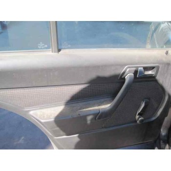 mercedes-benz clase c (w201) berlina del año 1990