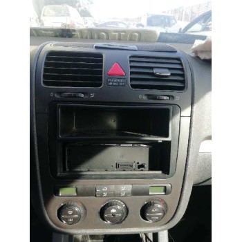 volkswagen golf v berlina (1k1) del año 2005