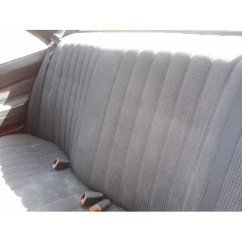 mercedes-benz clase c (w201) berlina del año 1990