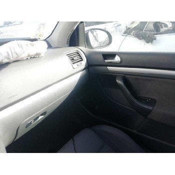 volkswagen golf v berlina (1k1) del año 2005