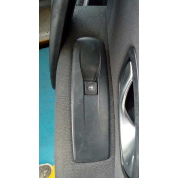 renault megane iii berlina 5 p del año 2010