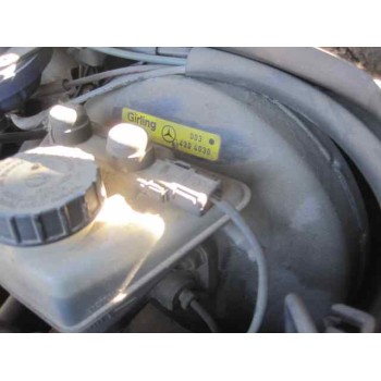 mercedes-benz clase c (w201) berlina del año 1990