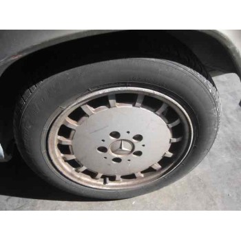 mercedes-benz clase c (w201) berlina del año 1990