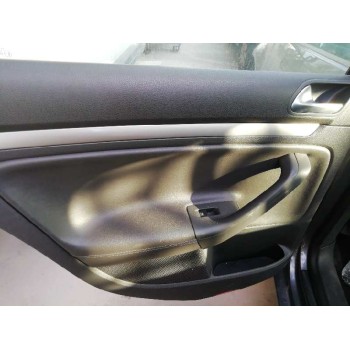 volkswagen golf v berlina (1k1) del año 2006